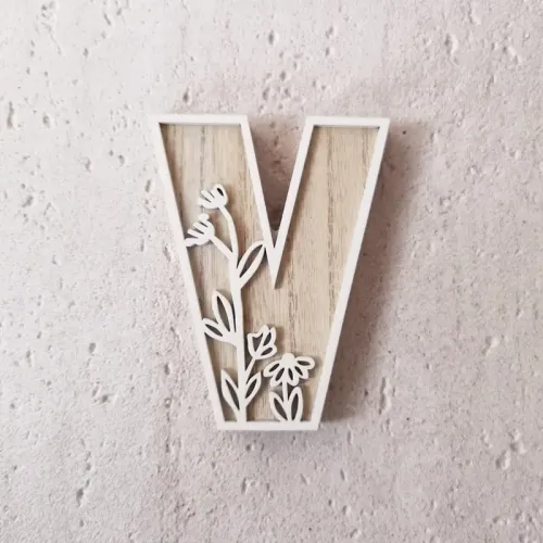 1pc Floral Carved Wooden Letter, Rustic Wood Alphabet Wall Decor - V