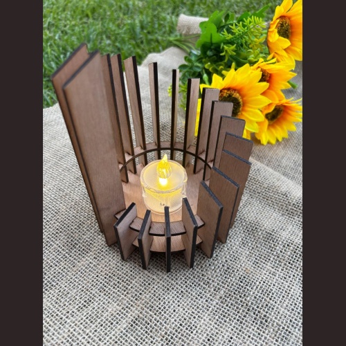 Tealight candle holder
